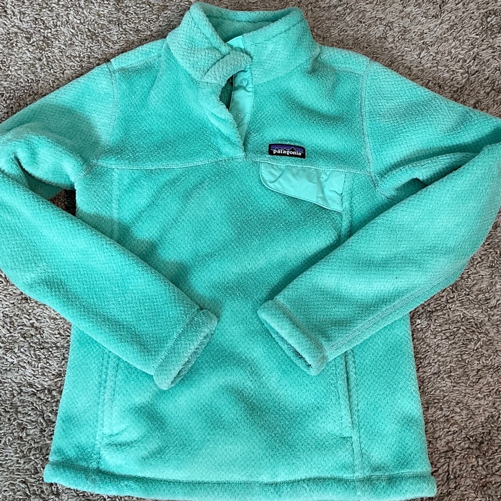 Patagonia pull over jacket